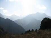 Uzbekistan hiking trekking in Ugam-Chatkal national park to mountain Patandazboshi peak 